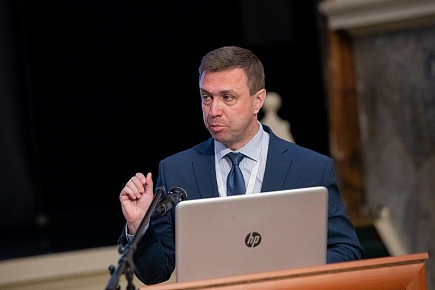 50j04615yx1nl7jeenx2bfvjwhudtcxi.jpg